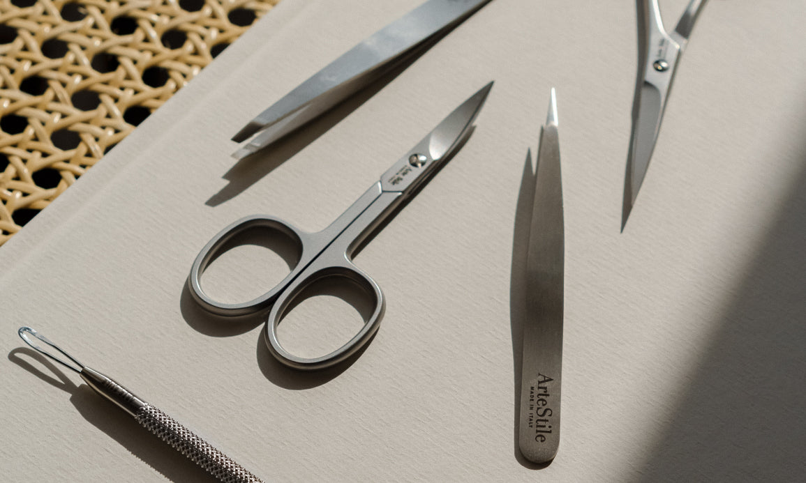 The Top 4 Reasons You Need Point Tip Tweezers In Your Life