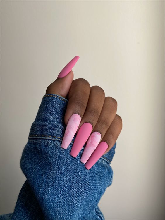 Press On Nails: The Perfect DIY Solution to Beauty in Lockdown