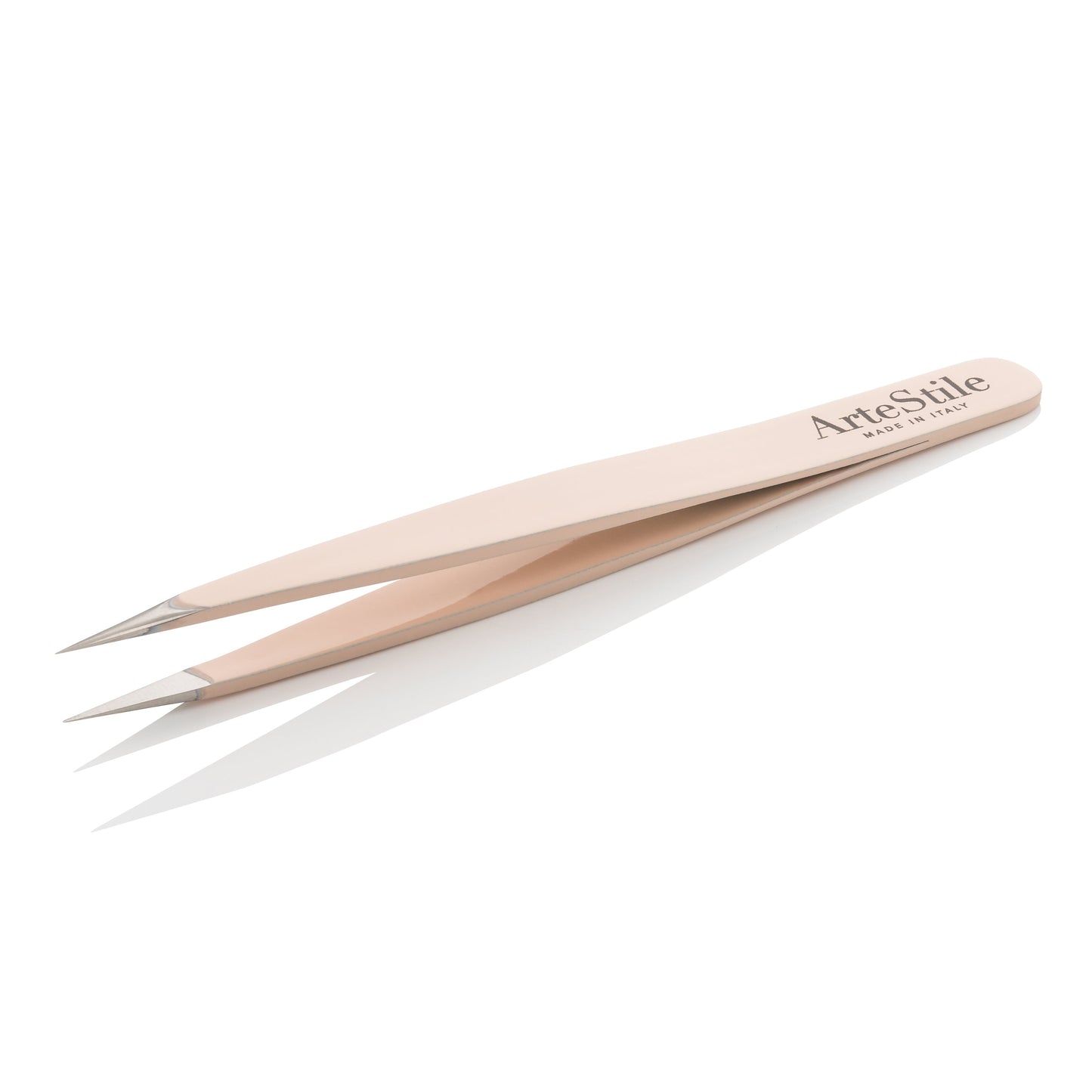 Pro Kit in Sand: Slant & Point Tip Tweezers + Brow Scissors